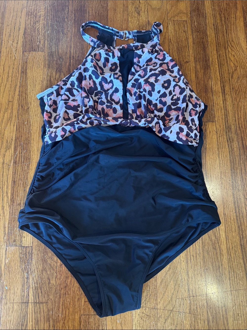 High-Neck One-Piece Swimsuit with Leopard Print and Black Bottom